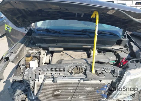 2015 Nissan Pathfinder Platinum z USA, uszkodzony, nr VIN 5N1AR2MNXFC683470